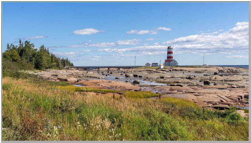 Phare de Pointe-des-Monts, Baie Trinit 01