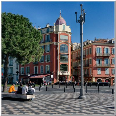  Place Massna Nice 13.jpg