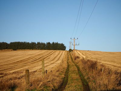 PC210001-2-001.jpg