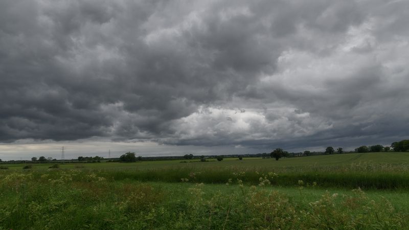 8th - Suffolk Skies