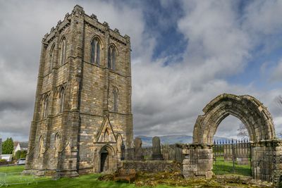Cambuskenneth Abbey