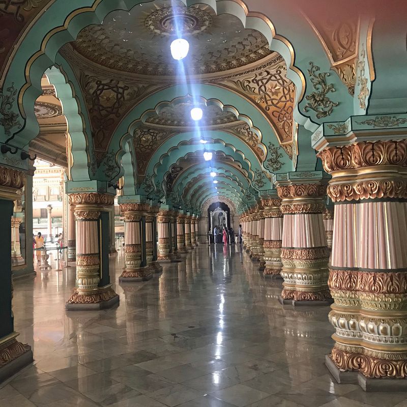 90 Light Plays on the Ceilings and Floors.jpg