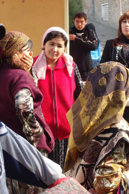02 market ladies sm11 06 07 126.jpg