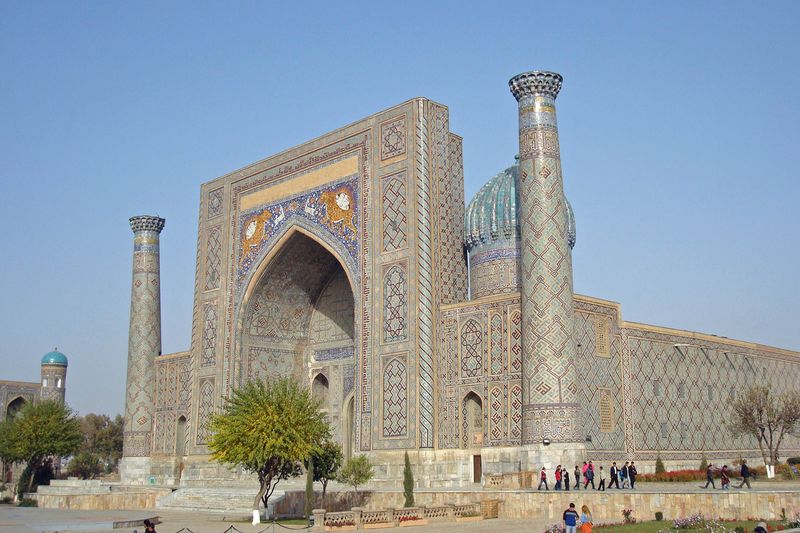 46 Part of Registan sm 11 09 07 097.jpg