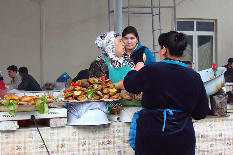 Food hall at Chorso sm 11 06 07 134.jpg