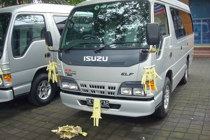 129 Half-moon Offering to the Isuzu.jpg
