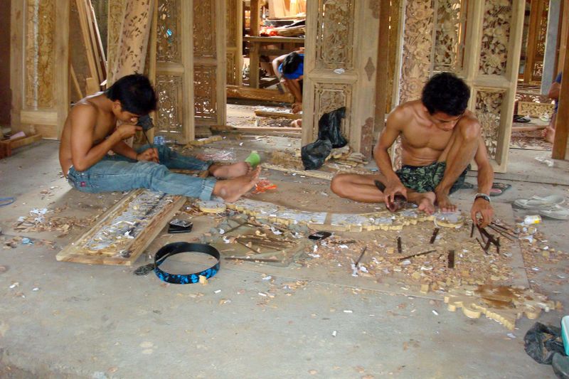 145 A Door Carving Factory.jpg