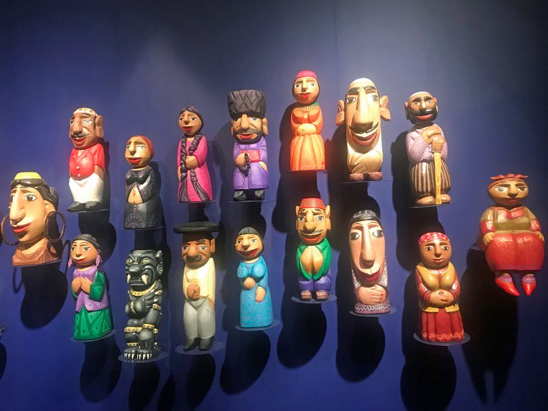 041 Russian Dolls-love Queen Babuska.jpg