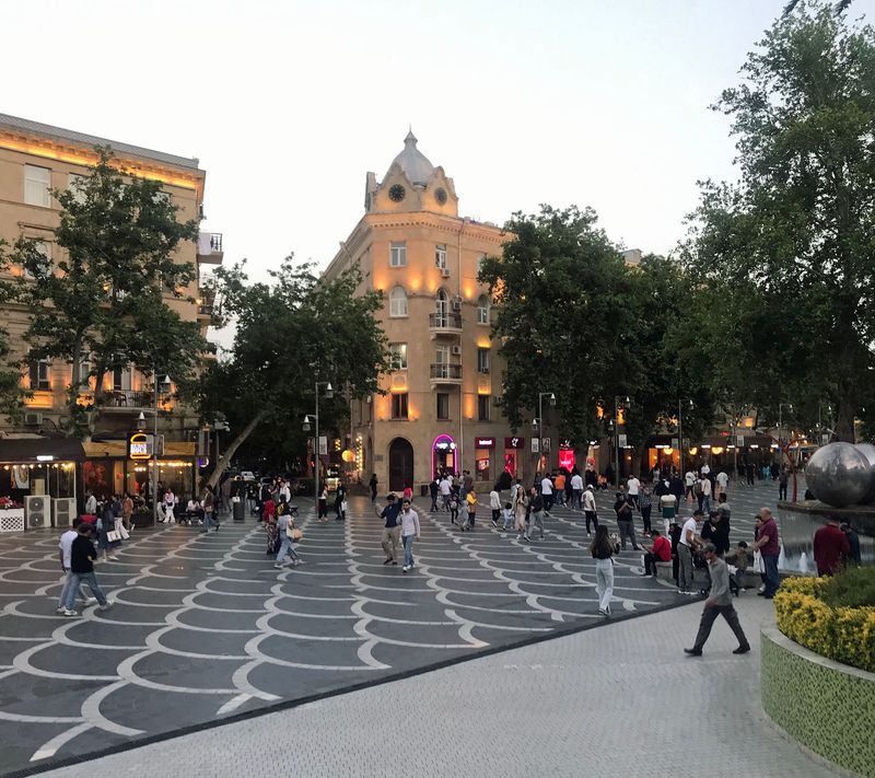 045 Promenading in Fountains Square.jpg