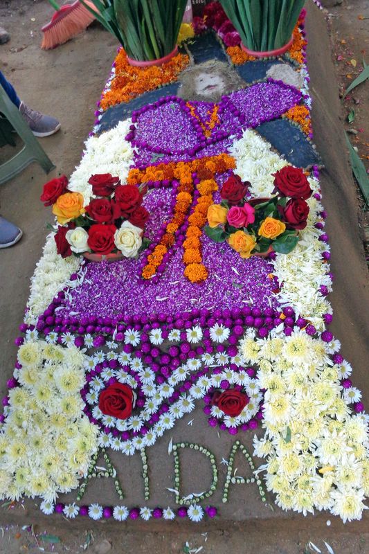 085 Marigold Legs.jpg