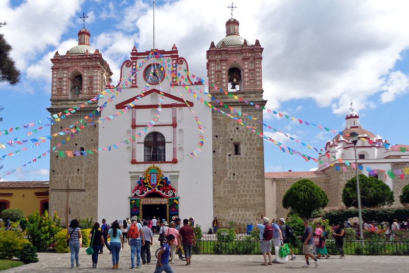 167 Church in Tlacolula.jpg