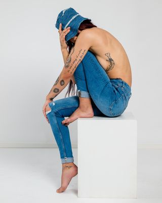 L1160323