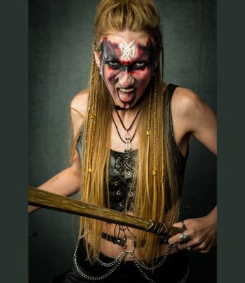 Jaz 1224 shieldmaiden