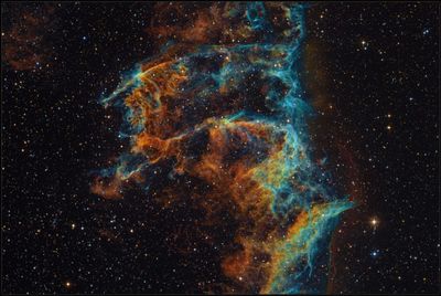 The Bat nebula in Hubble colors