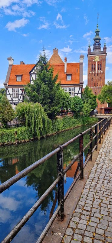 Gdansk - Grand moulin et Eglise Sainte-Catherine
