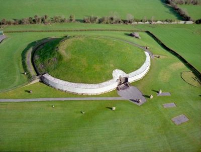 Bru Na Boinne - Tumulus newgrange