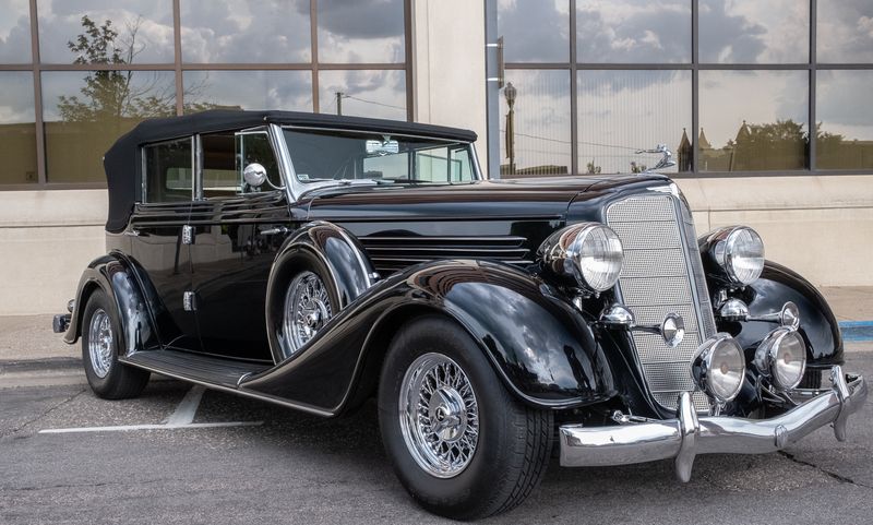 1934 Buick Series 90