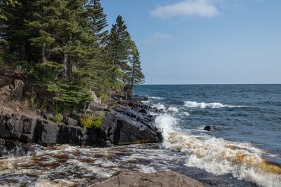 Splashing Waves