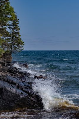 Splashing Waves