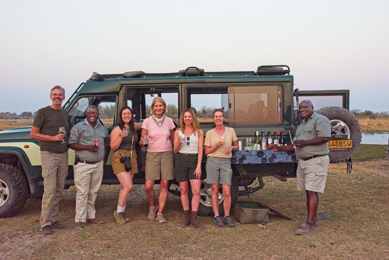 081824 Partial group at Land Cruiser.jpg