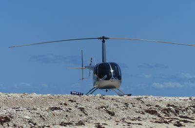 Townsville Helicopters.   Lunch stop on Havannah Island
