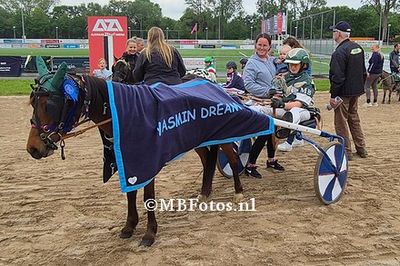Minikoers 1. Quinten van Ingen met Quicee QM2.jpg