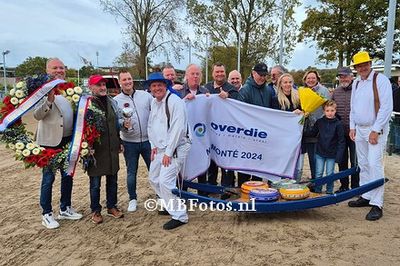 Koers 8. Mercedes Star3.jpg