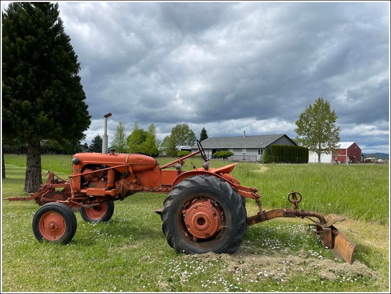 An CA Allis Chalmers similar to Dad's!  (2024-04-24)
