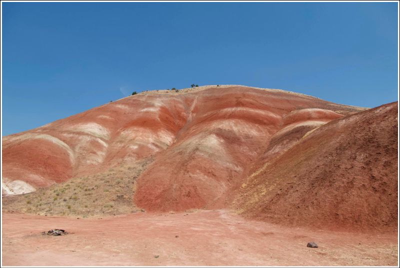 2024-Aug-797-PaintedHills.jpg