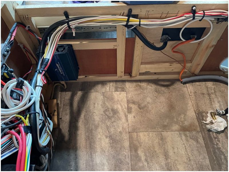 Improving routing to get the wiring out of the way and stabilized