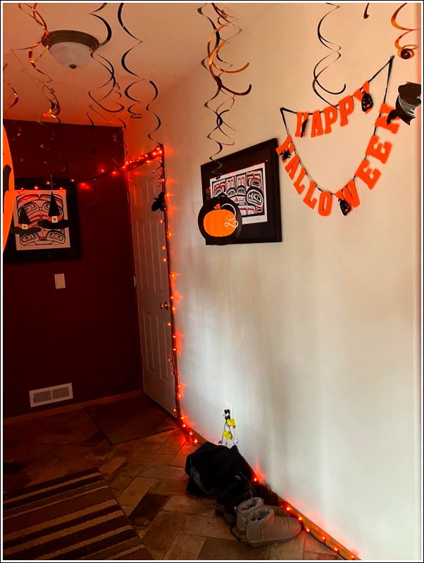 2024 Halloween party at the Watsons!
