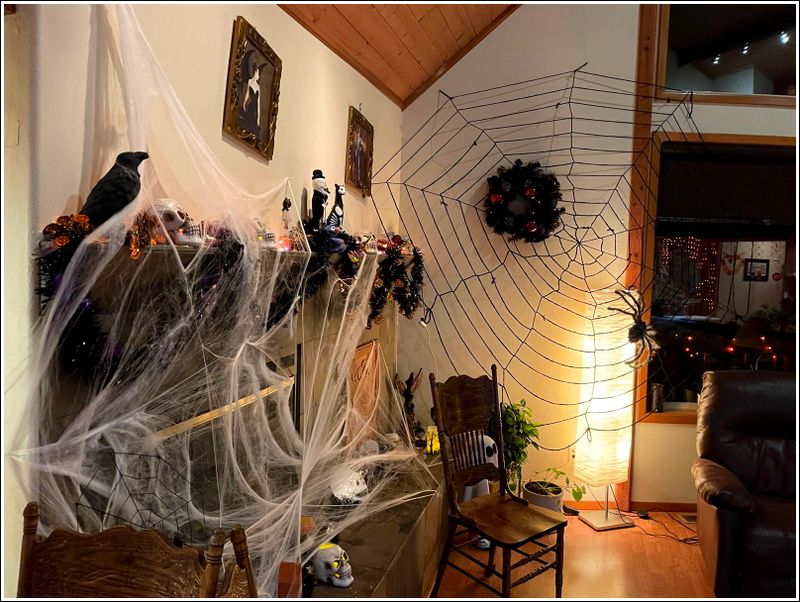 2024 Halloween party at the Watsons!