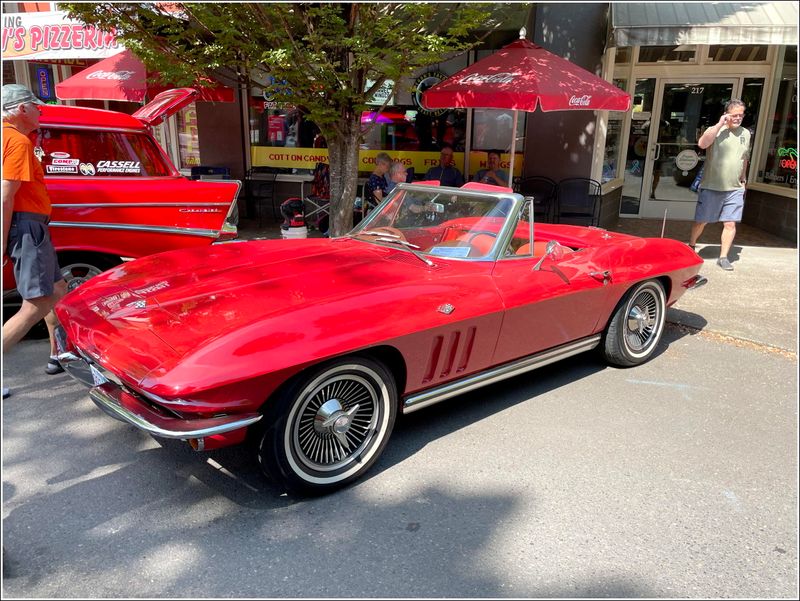 Cruising McMinnville Car Show - 2025