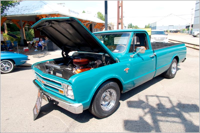 Cruising McMinnville Car Show - 2025