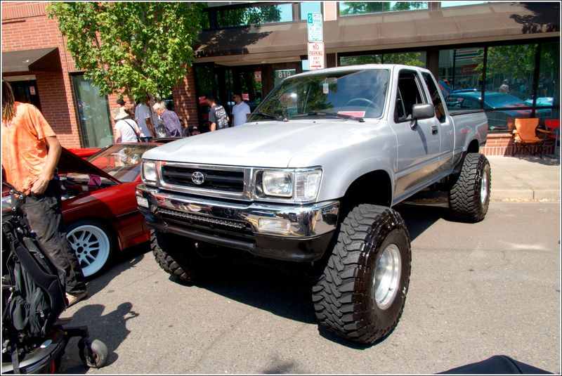 Cruising McMinnville Car Show - 2025