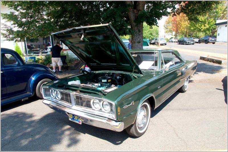 Cruising McMinnville Car Show - 2025