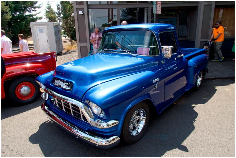 Cruising McMinnville Car Show - 2025