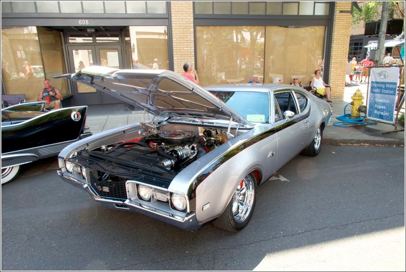 Cruising McMinnville Car Show - 2025