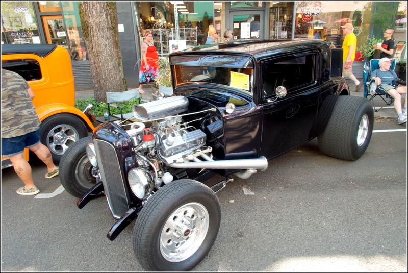 Cruising McMinnville Car Show - 2025