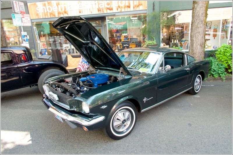 Cruising McMinnville Car Show - 2025
