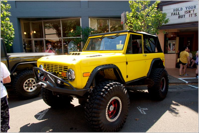 Cruising McMinnville Car Show - 2025
