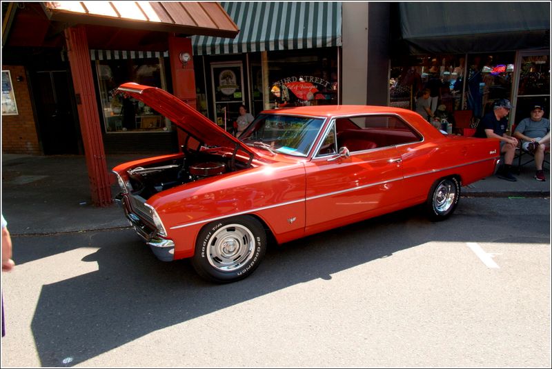 Cruising McMinnville Car Show - 2025
