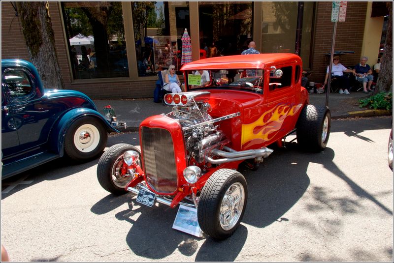 Cruising McMinnville Car Show - 2025