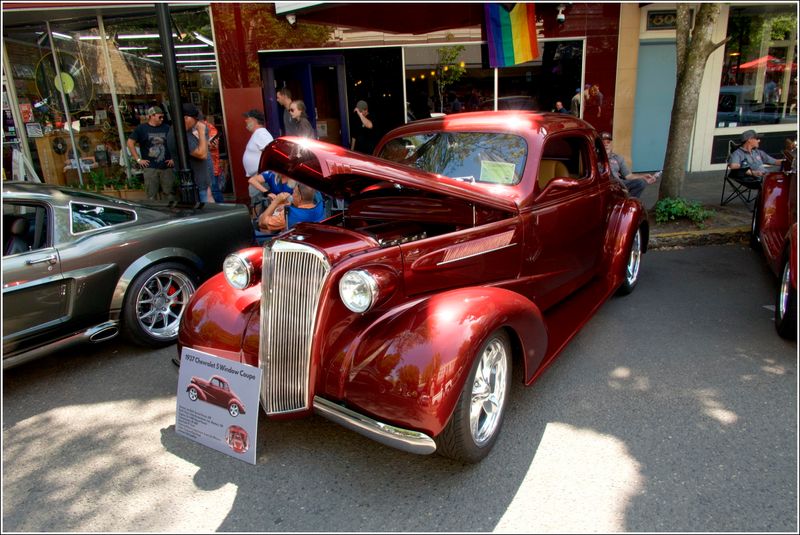 Cruising McMinnville Car Show - 2025