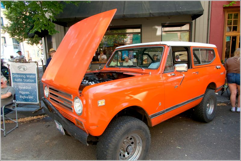 Cruising McMinnville Car Show - 2025