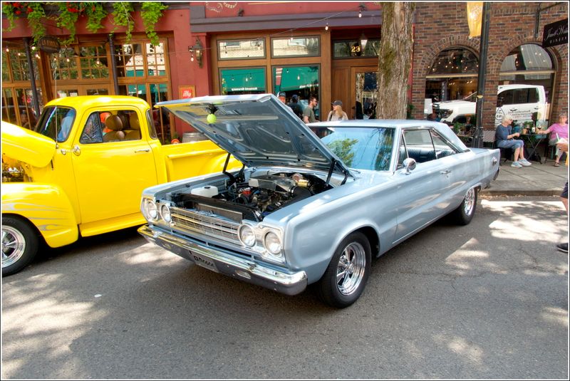 Cruising McMinnville Car Show - 2025