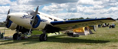 Beech D18S