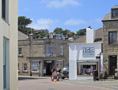 Hugh Town streets