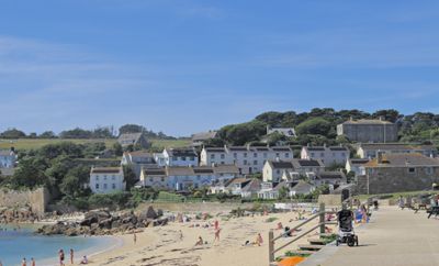 Hugh Town, Porthcressa beach