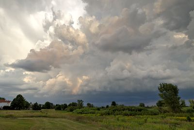 Storm to the East